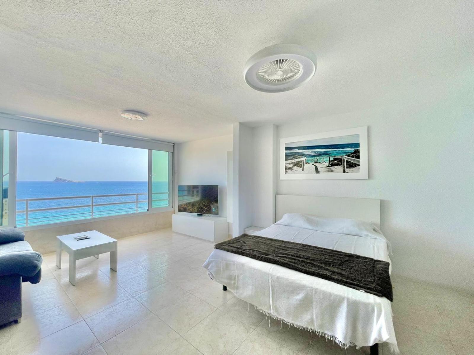Torre Coblanca Frontline Apartamento *